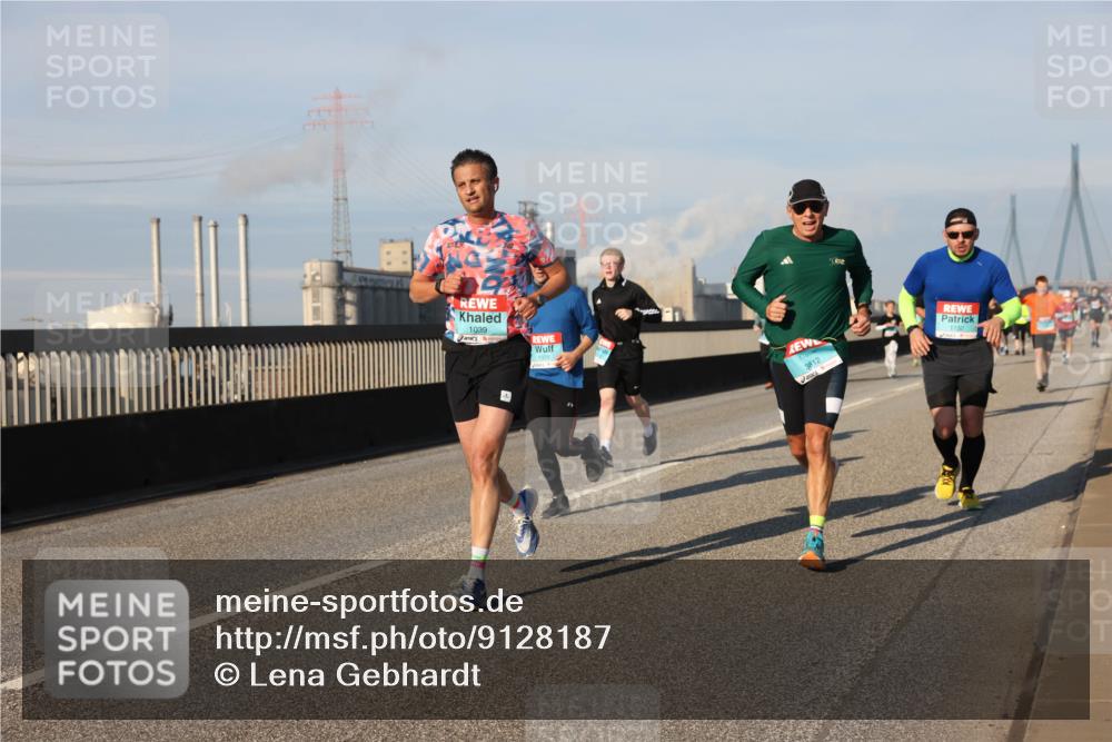 03.10.2025 - Köhlbrandbrückenlauf Lena Gebhardt http://msf.ph/oto/9128187 03.10.2025 09:48:05 Position 2 1039, 3812 meine-sportfotos.de