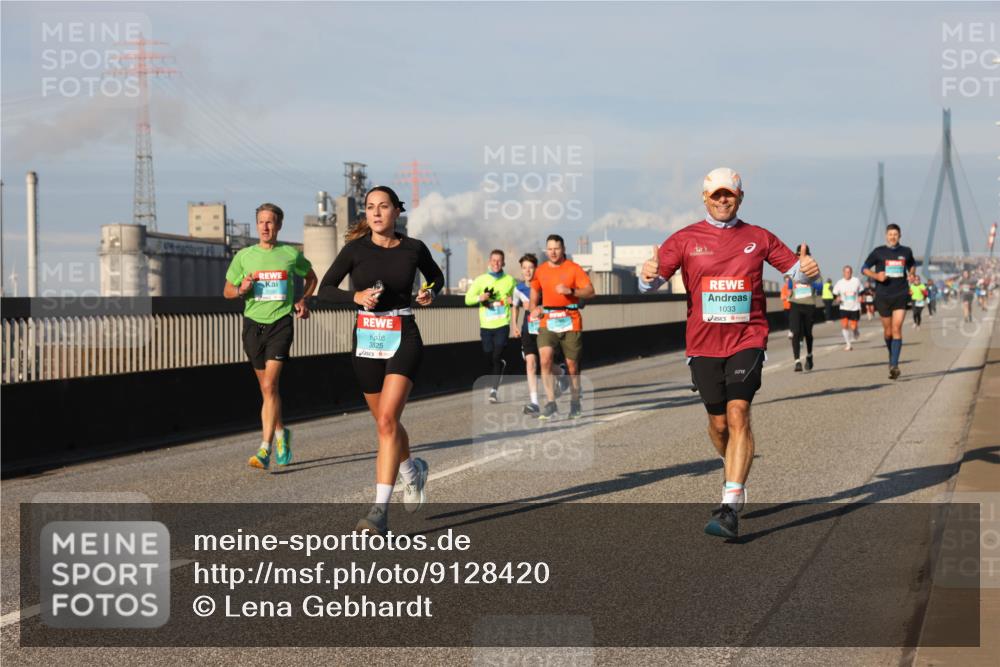 03.10.2025 - Köhlbrandbrückenlauf Lena Gebhardt http://msf.ph/oto/9128420 03.10.2025 09:48:15 Position 2 1033, 3825 meine-sportfotos.de
