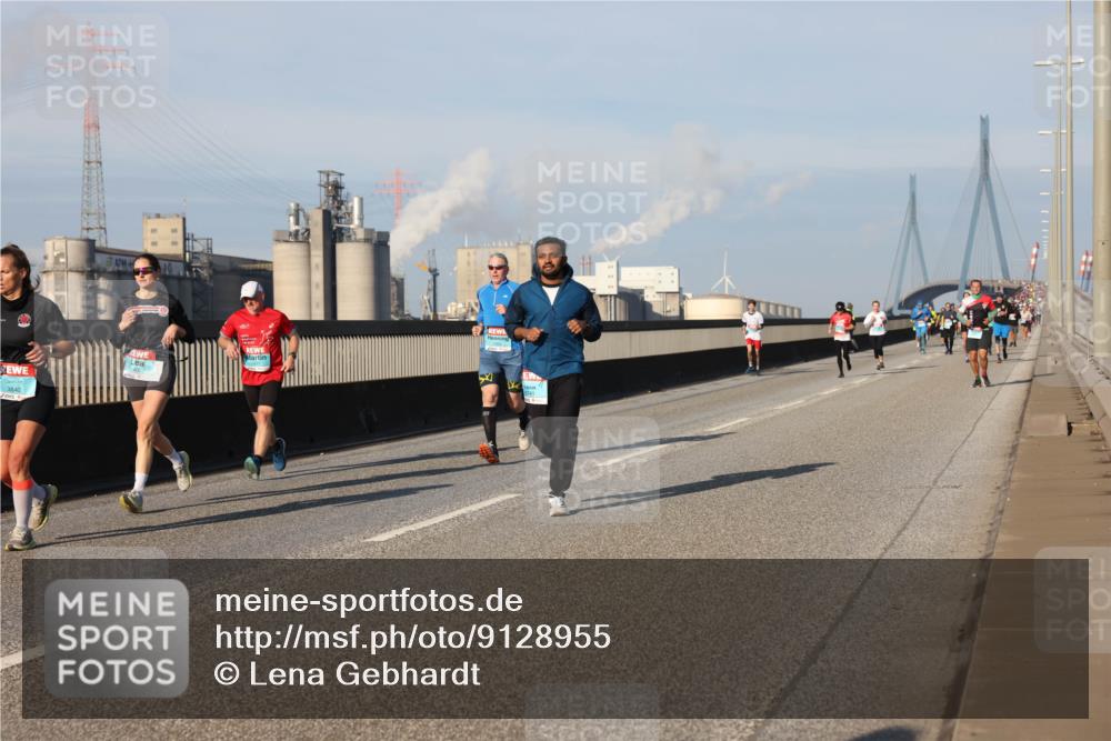 03.10.2025 - Köhlbrandbrückenlauf Lena Gebhardt http://msf.ph/oto/9128955 03.10.2025 09:48:36 Position 2 3842, 1406 meine-sportfotos.de