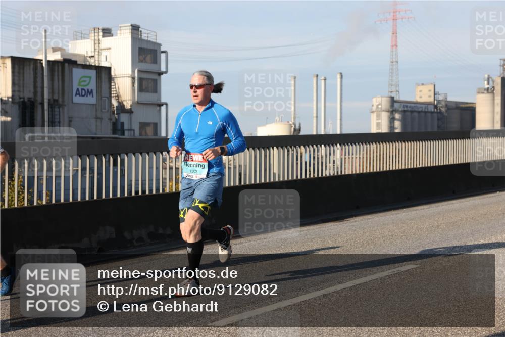03.10.2025 - Köhlbrandbrückenlauf Lena Gebhardt http://msf.ph/oto/9129082 03.10.2025 09:48:39 Position 2 1302 meine-sportfotos.de