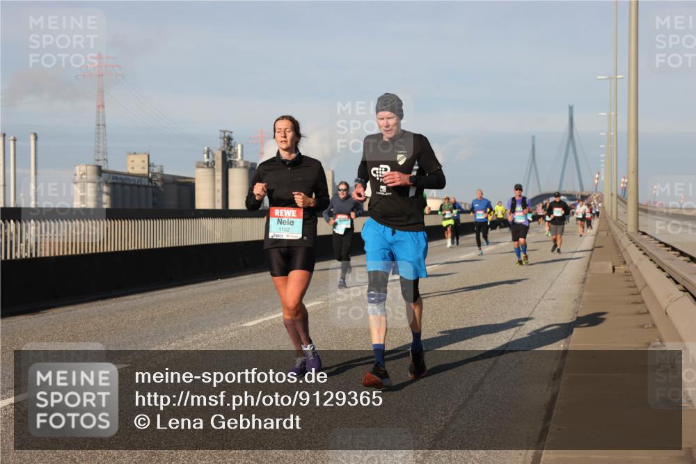 03.10.2025 - Köhlbrandbrückenlauf Lena Gebhardt http://msf.ph/oto/9129365 03.10.2025 09:48:51 Position 2 1152 meine-sportfotos.de