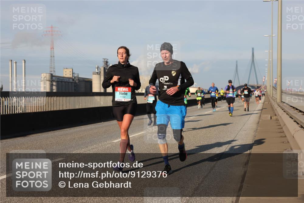 03.10.2025 - Köhlbrandbrückenlauf Lena Gebhardt http://msf.ph/oto/9129376 03.10.2025 09:48:51 Position 2 1152 meine-sportfotos.de