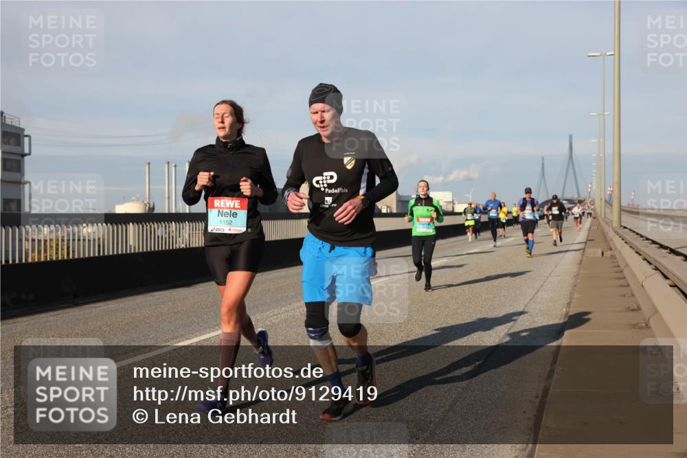 03.10.2025 - Köhlbrandbrückenlauf Lena Gebhardt http://msf.ph/oto/9129419 03.10.2025 09:48:52 Position 2 1152 meine-sportfotos.de