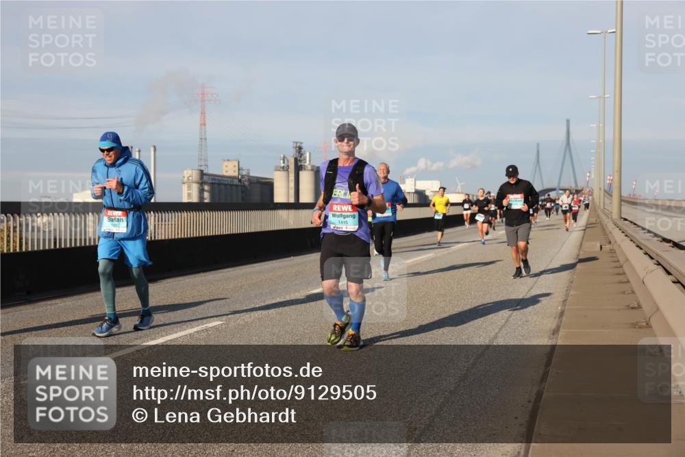 03.10.2025 - Köhlbrandbrückenlauf Lena Gebhardt http://msf.ph/oto/9129505 03.10.2025 09:48:56 Position 2 1415 meine-sportfotos.de
