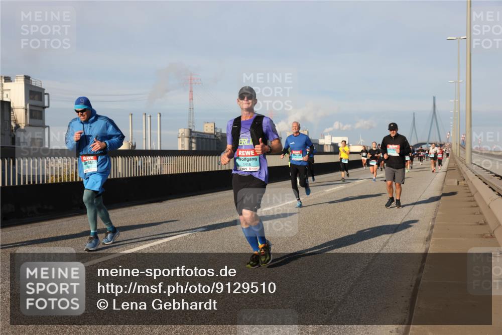 03.10.2025 - Köhlbrandbrückenlauf Lena Gebhardt http://msf.ph/oto/9129510 03.10.2025 09:48:57 Position 2 0, 1415 meine-sportfotos.de