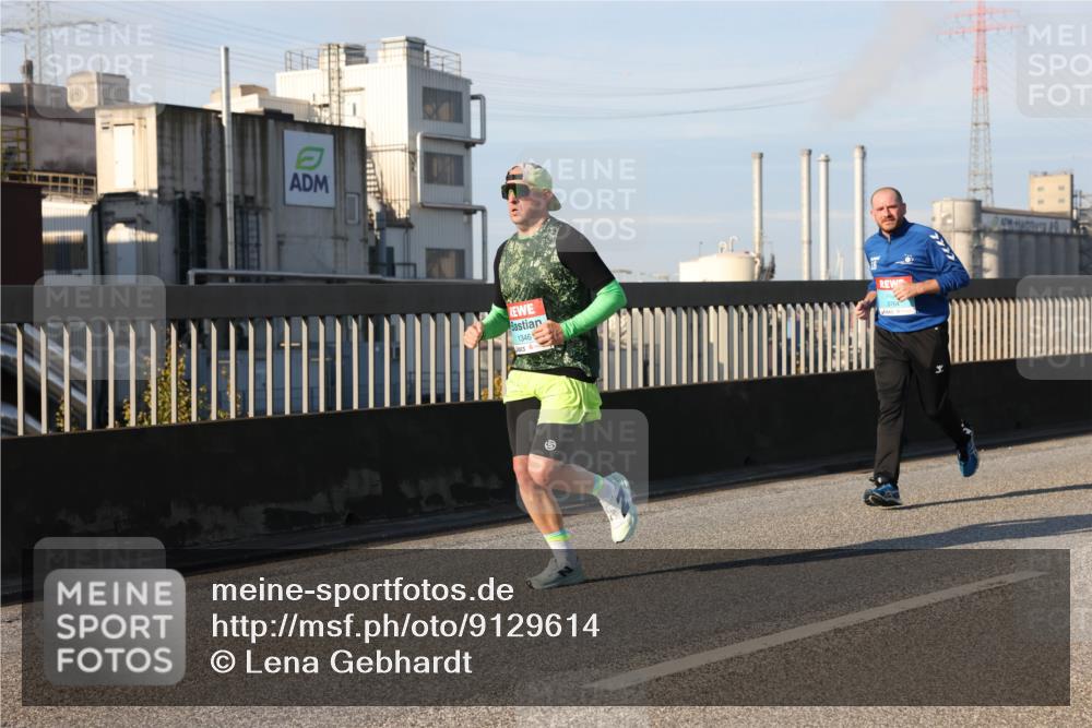03.10.2025 - Köhlbrandbrückenlauf Lena Gebhardt http://msf.ph/oto/9129614 03.10.2025 09:49:00 Position 2 1346 meine-sportfotos.de