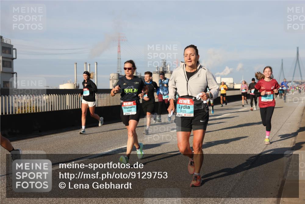 03.10.2025 - Köhlbrandbrückenlauf Lena Gebhardt http://msf.ph/oto/9129753 03.10.2025 09:49:06 Position 2 1092, 3625 meine-sportfotos.de