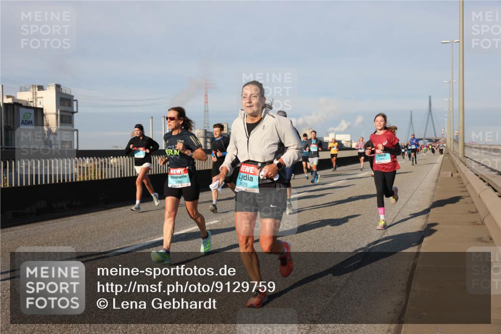 03.10.2025 - Köhlbrandbrückenlauf Lena Gebhardt http://msf.ph/oto/9129759 03.10.2025 09:49:06 Position 2 1092, 3625, 2084 meine-sportfotos.de