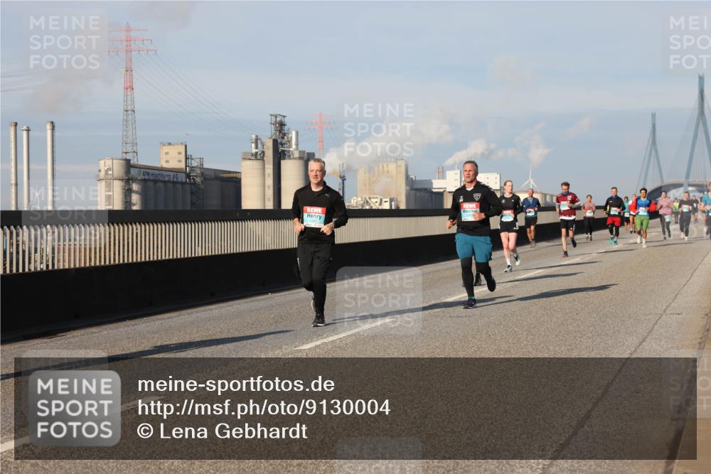 03.10.2025 - Köhlbrandbrückenlauf Lena Gebhardt http://msf.ph/oto/9130004 03.10.2025 09:49:16 Position 2  meine-sportfotos.de