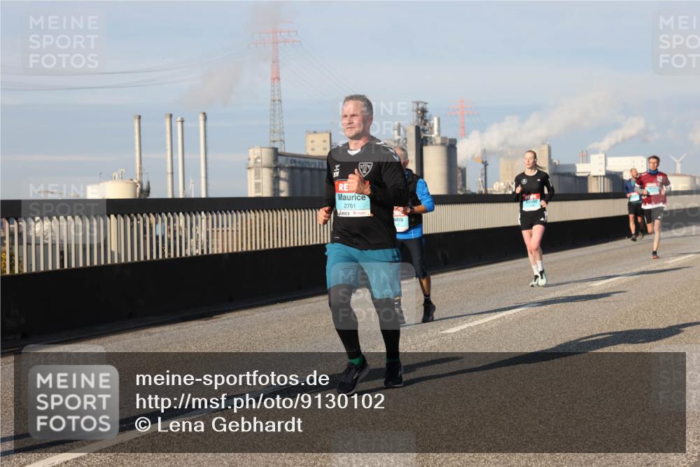 03.10.2025 - Köhlbrandbrückenlauf Lena Gebhardt http://msf.ph/oto/9130102 03.10.2025 09:49:19 Position 2 2761 meine-sportfotos.de