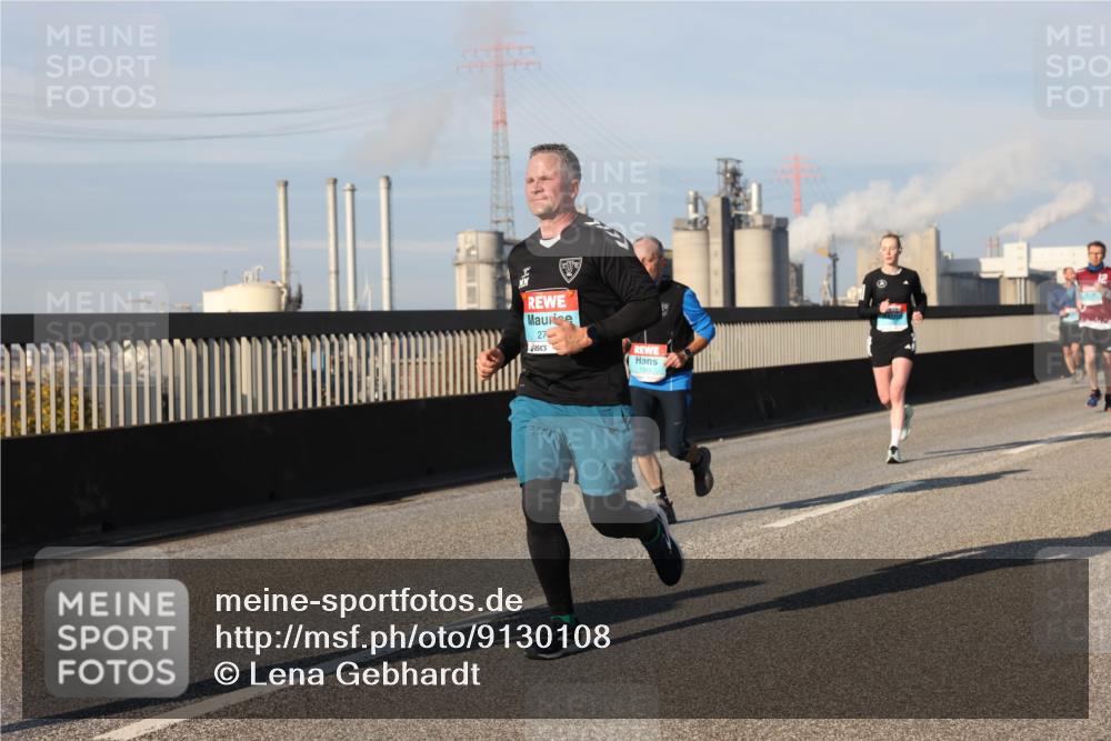 03.10.2025 - Köhlbrandbrückenlauf Lena Gebhardt http://msf.ph/oto/9130108 03.10.2025 09:49:19 Position 2 27, 1340 meine-sportfotos.de