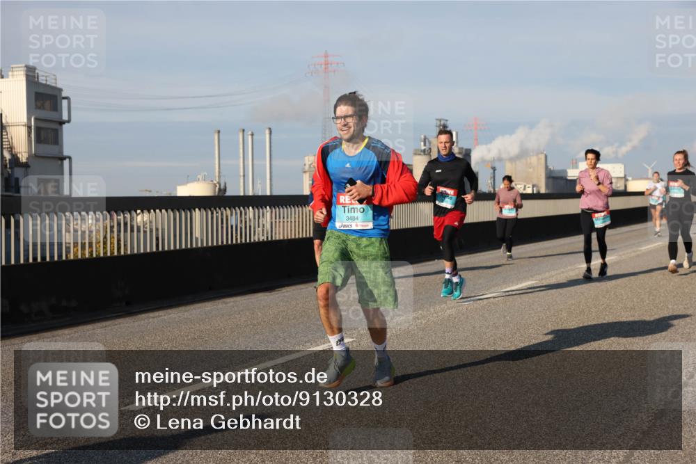 03.10.2025 - Köhlbrandbrückenlauf Lena Gebhardt http://msf.ph/oto/9130328 03.10.2025 09:49:26 Position 2 3484 meine-sportfotos.de