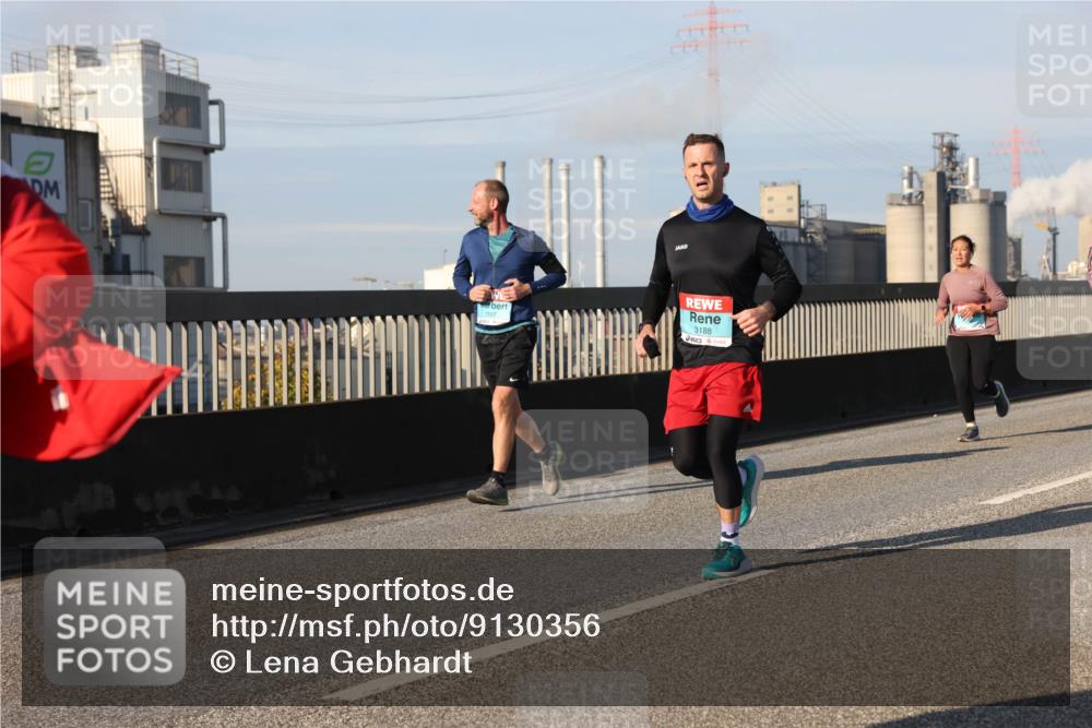 03.10.2025 - Köhlbrandbrückenlauf Lena Gebhardt http://msf.ph/oto/9130356 03.10.2025 09:49:27 Position 2 3188 meine-sportfotos.de