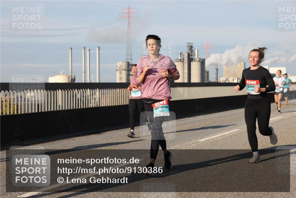 03.10.2025 - Köhlbrandbrückenlauf Lena Gebhardt http://msf.ph/oto/9130386 03.10.2025 09:49:28 Position 2 1424, 1208 meine-sportfotos.de