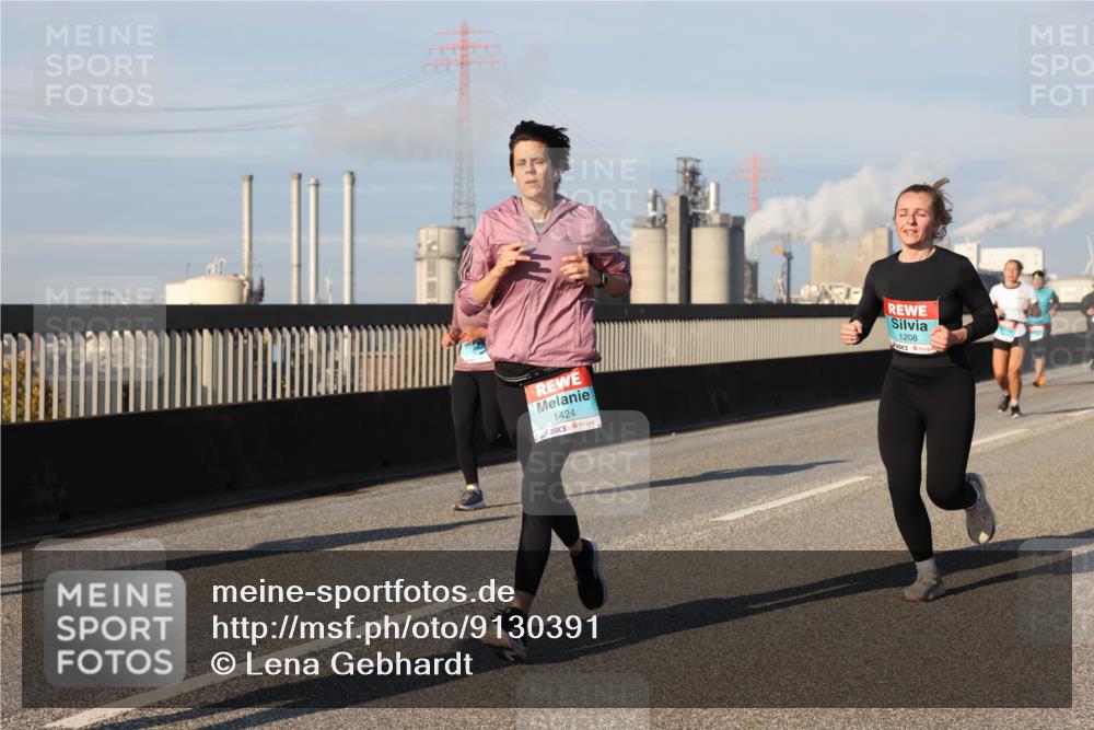 03.10.2025 - Köhlbrandbrückenlauf Lena Gebhardt http://msf.ph/oto/9130391 03.10.2025 09:49:29 Position 2 1424, 1208 meine-sportfotos.de