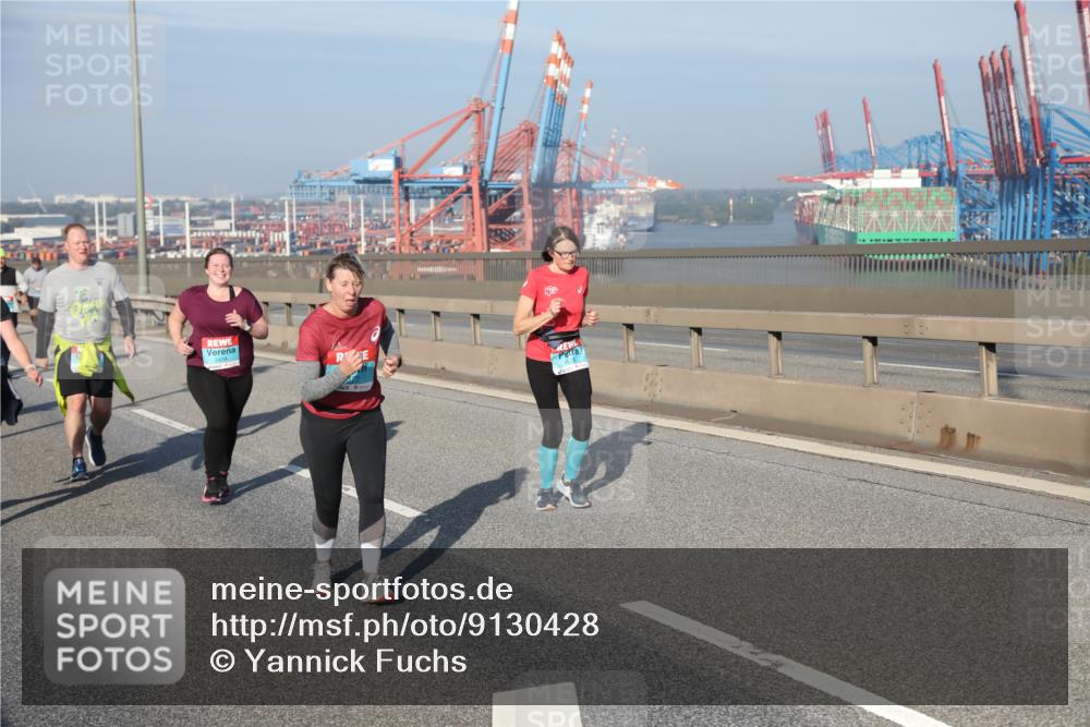 03.10.2025 - Köhlbrandbrückenlauf Yannick Fuchs http://msf.ph/oto/9130428 03.10.2025 09:02:53 Position 2  meine-sportfotos.de