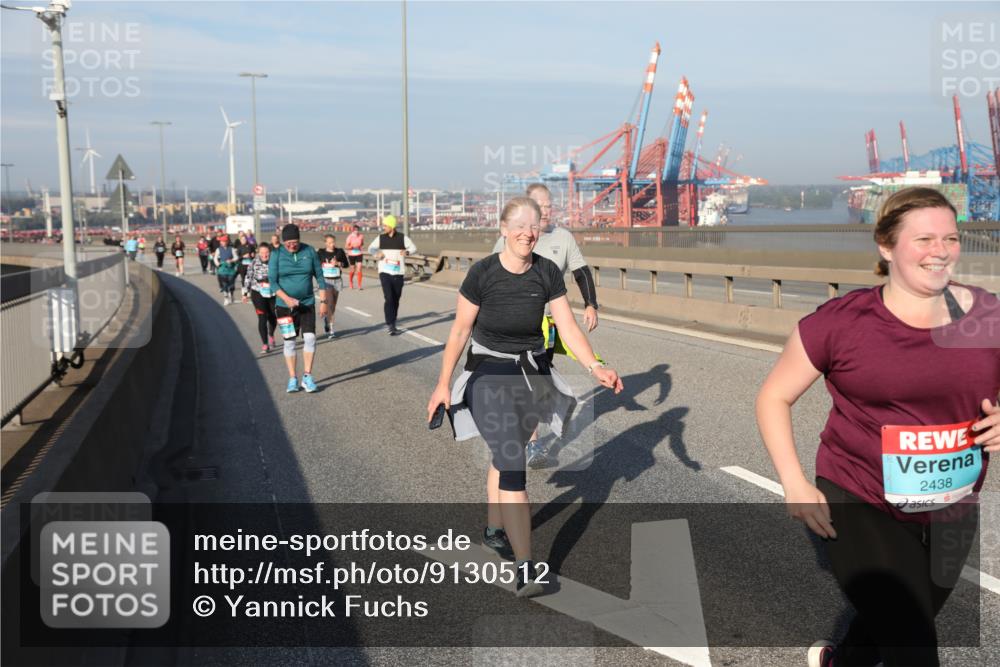 03.10.2025 - Köhlbrandbrückenlauf Yannick Fuchs http://msf.ph/oto/9130512 03.10.2025 09:02:57 Position 2 2438 meine-sportfotos.de