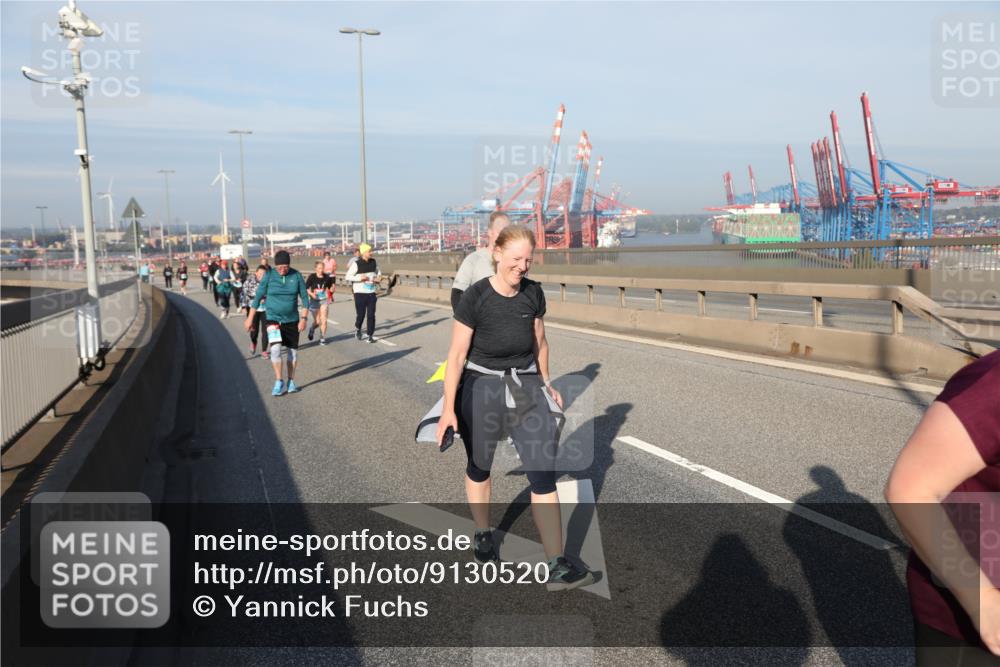 03.10.2025 - Köhlbrandbrückenlauf Yannick Fuchs http://msf.ph/oto/9130520 03.10.2025 09:02:57 Position 2  meine-sportfotos.de