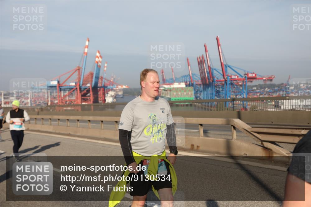 03.10.2025 - Köhlbrandbrückenlauf Yannick Fuchs http://msf.ph/oto/9130534 03.10.2025 09:02:59 Position 2  meine-sportfotos.de