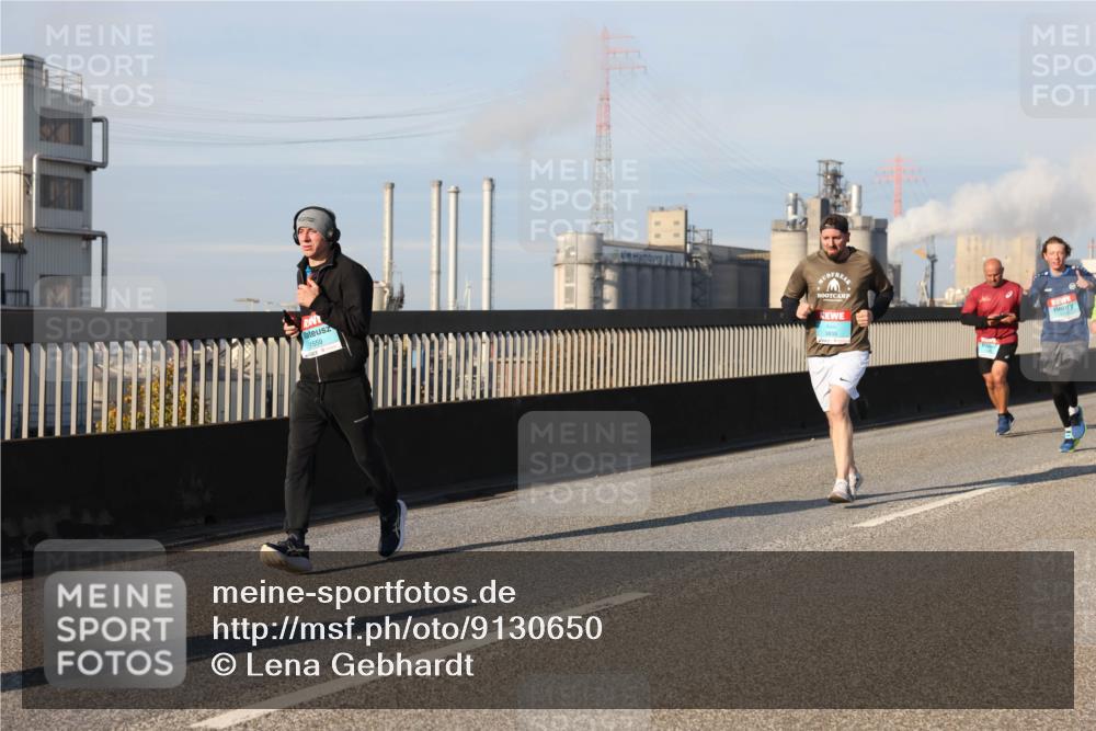 03.10.2025 - Köhlbrandbrückenlauf Lena Gebhardt http://msf.ph/oto/9130650 03.10.2025 09:49:37 Position 2 1559 meine-sportfotos.de