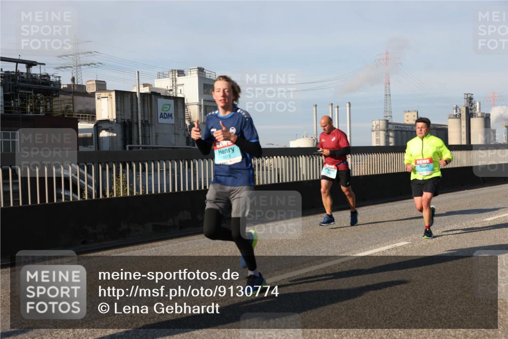 03.10.2025 - Köhlbrandbrückenlauf Lena Gebhardt http://msf.ph/oto/9130774 03.10.2025 09:49:41 Position 2 3379 meine-sportfotos.de