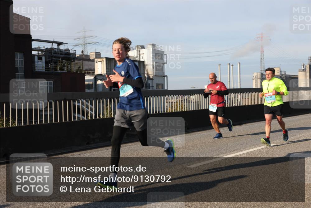 03.10.2025 - Köhlbrandbrückenlauf Lena Gebhardt http://msf.ph/oto/9130792 03.10.2025 09:49:41 Position 2  meine-sportfotos.de