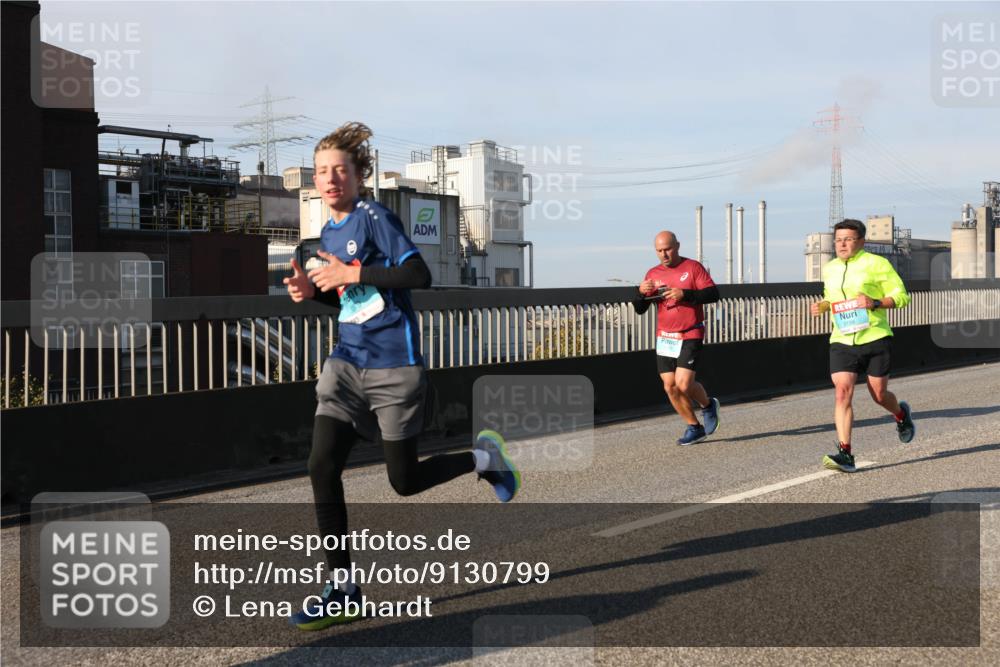 03.10.2025 - Köhlbrandbrückenlauf Lena Gebhardt http://msf.ph/oto/9130799 03.10.2025 09:49:41 Position 2  meine-sportfotos.de