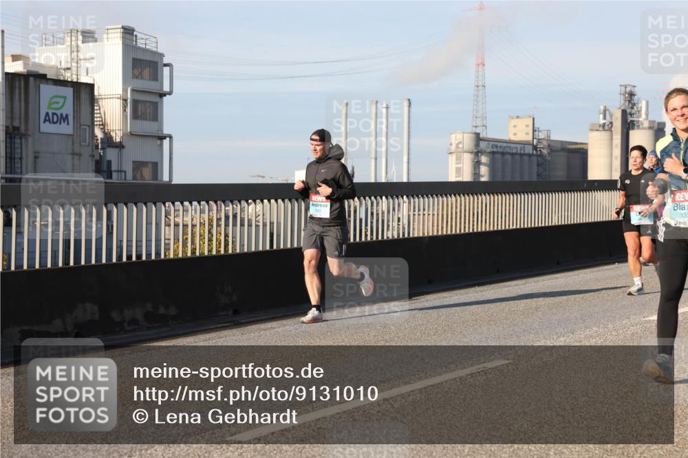 03.10.2025 - Köhlbrandbrückenlauf Lena Gebhardt http://msf.ph/oto/9131010 03.10.2025 09:49:49 Position 2 1199, 13 meine-sportfotos.de