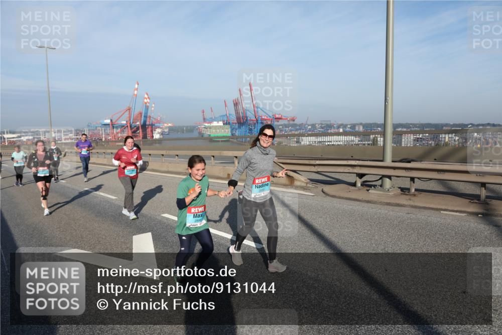 03.10.2025 - Köhlbrandbrückenlauf Yannick Fuchs http://msf.ph/oto/9131044 03.10.2025 09:03:17 Position 2 2898 meine-sportfotos.de