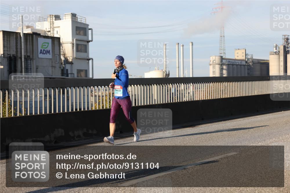 03.10.2025 - Köhlbrandbrückenlauf Lena Gebhardt http://msf.ph/oto/9131104 03.10.2025 09:49:52 Position 2 3492 meine-sportfotos.de