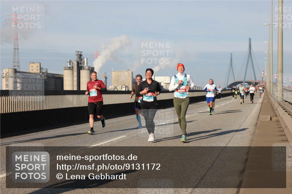 03.10.2025 - Köhlbrandbrückenlauf Lena Gebhardt http://msf.ph/oto/9131172 03.10.2025 09:49:55 Position 2 1730 meine-sportfotos.de