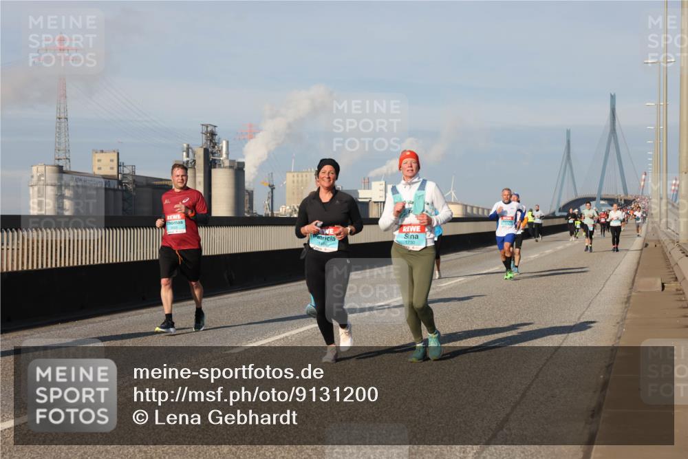 03.10.2025 - Köhlbrandbrückenlauf Lena Gebhardt http://msf.ph/oto/9131200 03.10.2025 09:49:56 Position 2 1496, 1730 meine-sportfotos.de