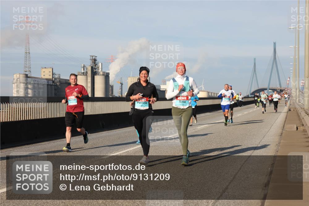 03.10.2025 - Köhlbrandbrückenlauf Lena Gebhardt http://msf.ph/oto/9131209 03.10.2025 09:49:56 Position 2 1730 meine-sportfotos.de