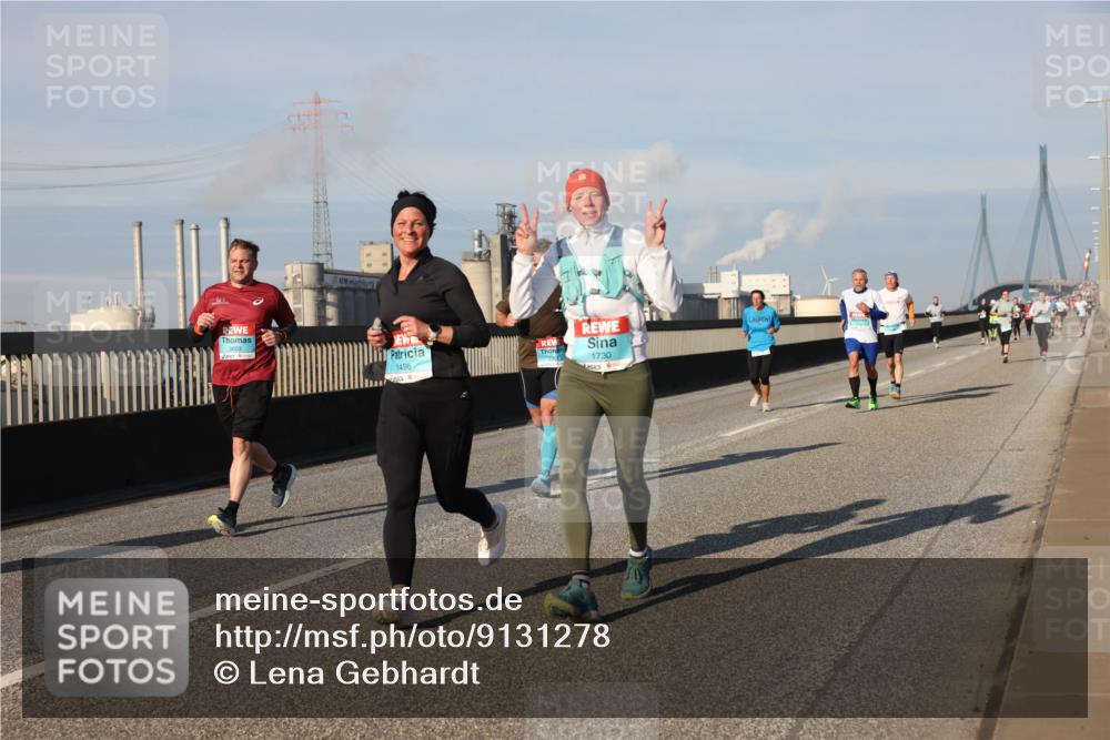 03.10.2025 - Köhlbrandbrückenlauf Lena Gebhardt http://msf.ph/oto/9131278 03.10.2025 09:49:57 Position 2 1496, 1730 meine-sportfotos.de
