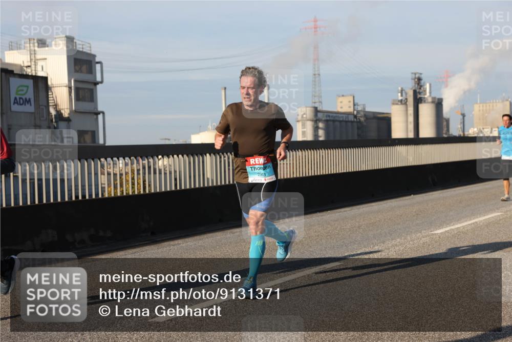 03.10.2025 - Köhlbrandbrückenlauf Lena Gebhardt http://msf.ph/oto/9131371 03.10.2025 09:49:58 Position 2 2903 meine-sportfotos.de