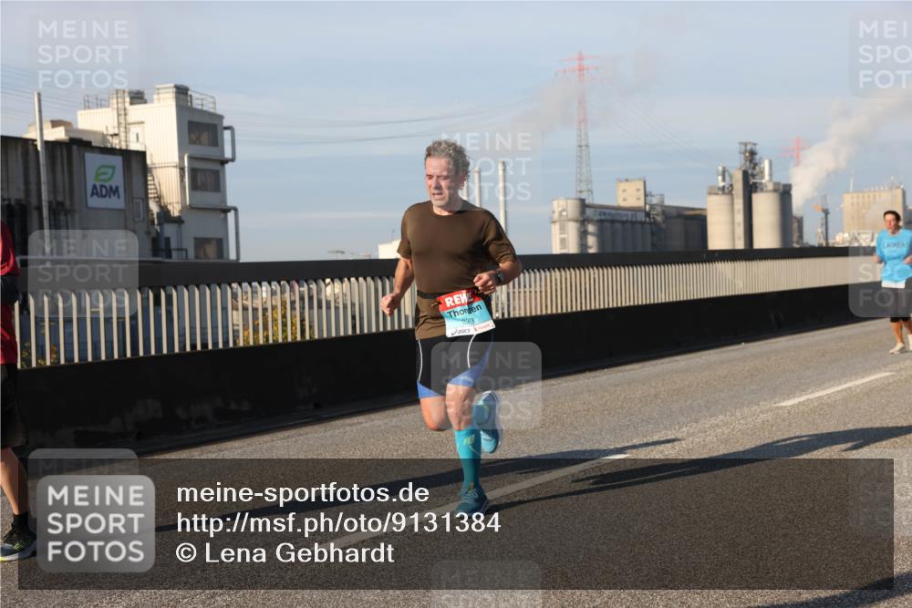 03.10.2025 - Köhlbrandbrückenlauf Lena Gebhardt http://msf.ph/oto/9131384 03.10.2025 09:49:58 Position 2 2913 meine-sportfotos.de