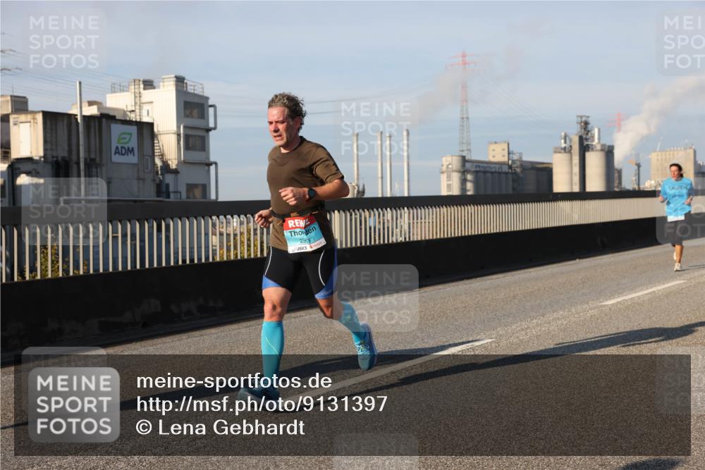 03.10.2025 - Köhlbrandbrückenlauf Lena Gebhardt http://msf.ph/oto/9131397 03.10.2025 09:49:59 Position 2 2903 meine-sportfotos.de