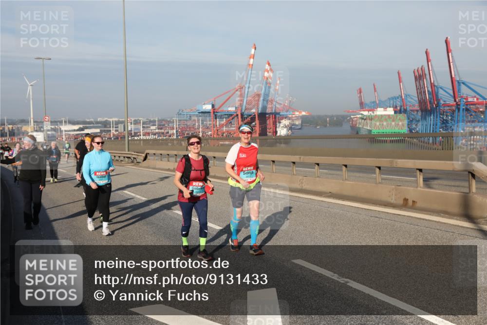 03.10.2025 - Köhlbrandbrückenlauf Yannick Fuchs http://msf.ph/oto/9131433 03.10.2025 09:03:33 Position 2 3413 meine-sportfotos.de