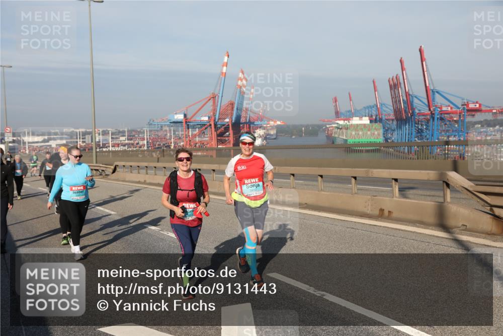 03.10.2025 - Köhlbrandbrückenlauf Yannick Fuchs http://msf.ph/oto/9131443 03.10.2025 09:03:33 Position 2 3412 meine-sportfotos.de