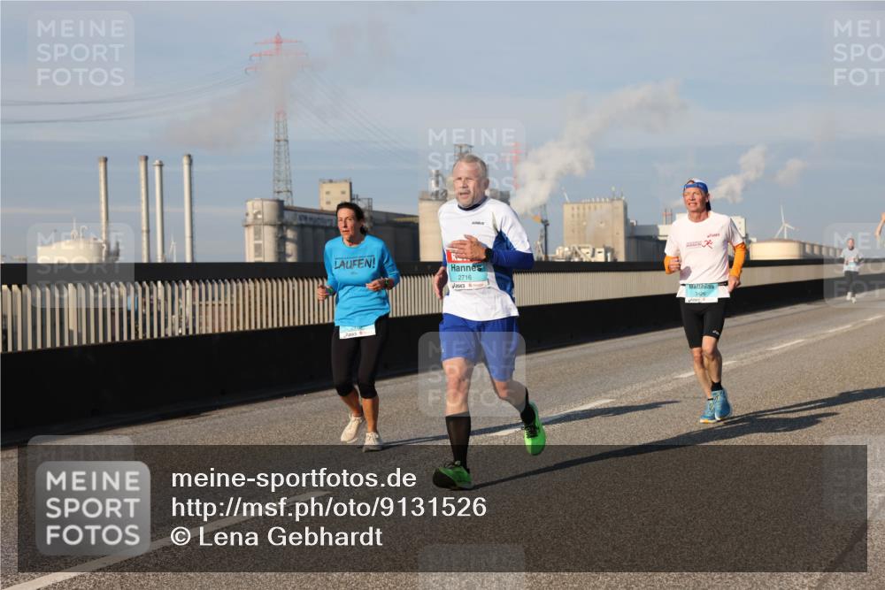 03.10.2025 - Köhlbrandbrückenlauf Lena Gebhardt http://msf.ph/oto/9131526 03.10.2025 09:50:01 Position 2 2716, 3426 meine-sportfotos.de