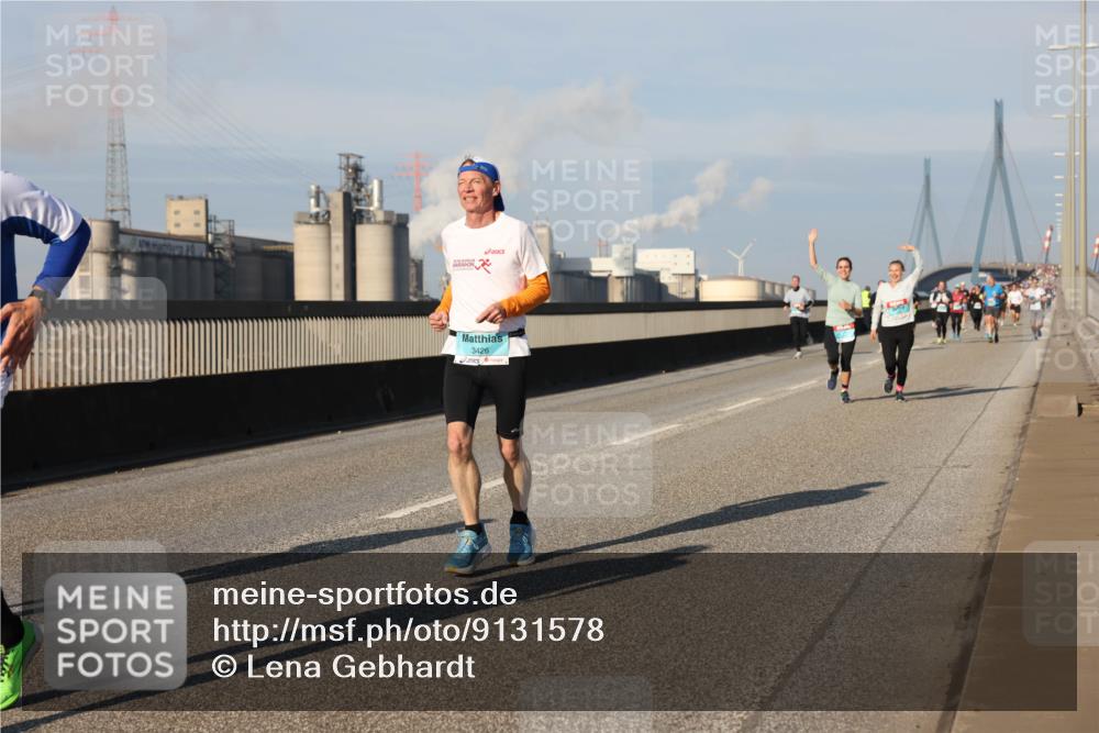 03.10.2025 - Köhlbrandbrückenlauf Lena Gebhardt http://msf.ph/oto/9131578 03.10.2025 09:50:02 Position 2 3426 meine-sportfotos.de