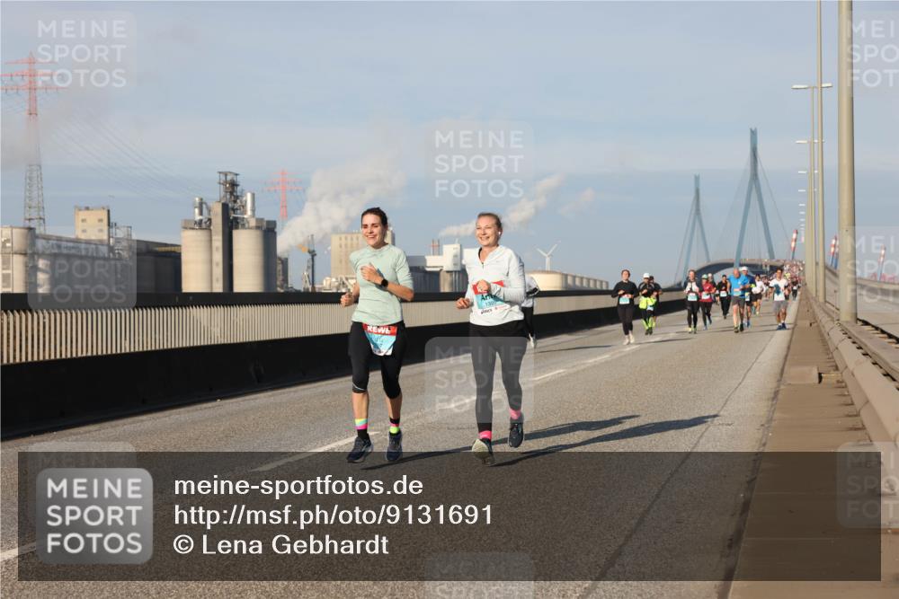 03.10.2025 - Köhlbrandbrückenlauf Lena Gebhardt http://msf.ph/oto/9131691 03.10.2025 09:50:05 Position 2 4 meine-sportfotos.de