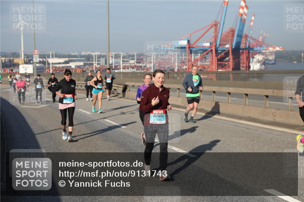 03.10.2025 - Köhlbrandbrückenlauf Yannick Fuchs http://msf.ph/oto/9131743 03.10.2025 09:03:48 Position 2 1982 meine-sportfotos.de