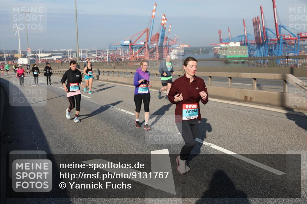 03.10.2025 - Köhlbrandbrückenlauf Yannick Fuchs http://msf.ph/oto/9131767 03.10.2025 09:03:49 Position 2 1982 meine-sportfotos.de