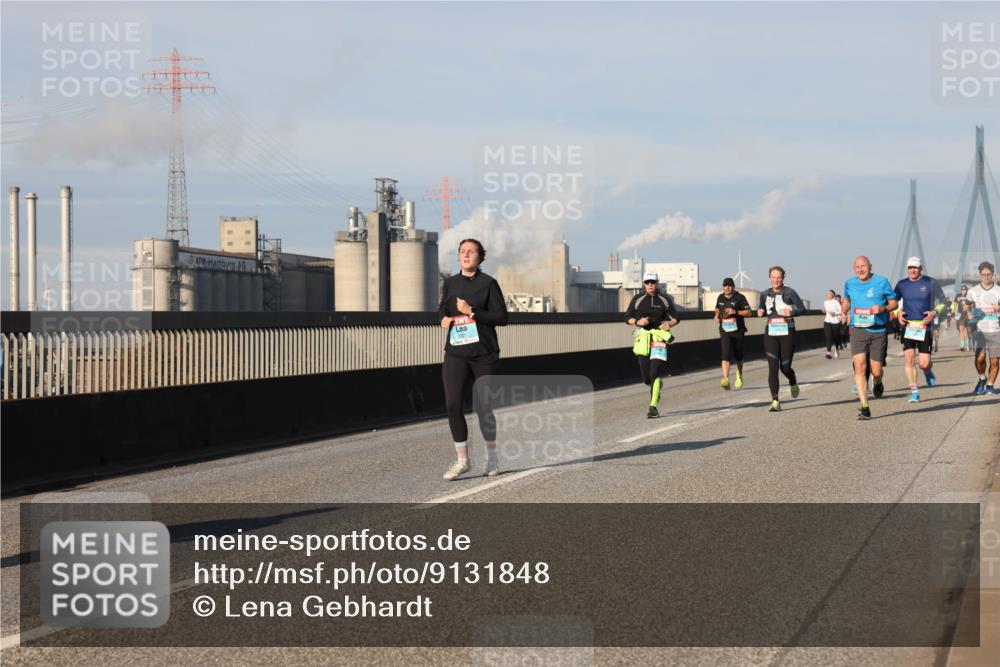 03.10.2025 - Köhlbrandbrückenlauf Lena Gebhardt http://msf.ph/oto/9131848 03.10.2025 09:50:13 Position 2  meine-sportfotos.de