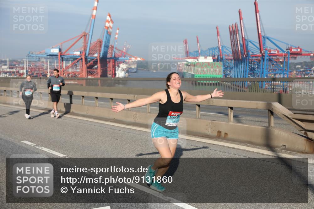03.10.2025 - Köhlbrandbrückenlauf Yannick Fuchs http://msf.ph/oto/9131860 03.10.2025 09:03:54 Position 2 2261 meine-sportfotos.de