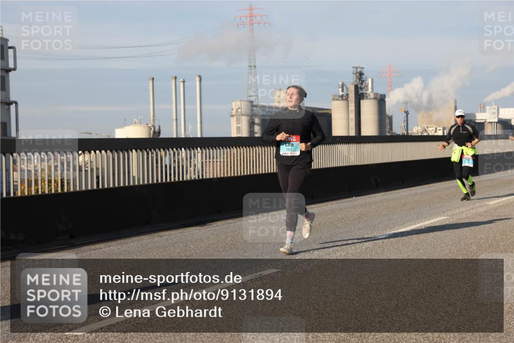 03.10.2025 - Köhlbrandbrückenlauf Lena Gebhardt http://msf.ph/oto/9131894 03.10.2025 09:50:14 Position 2 1301 meine-sportfotos.de
