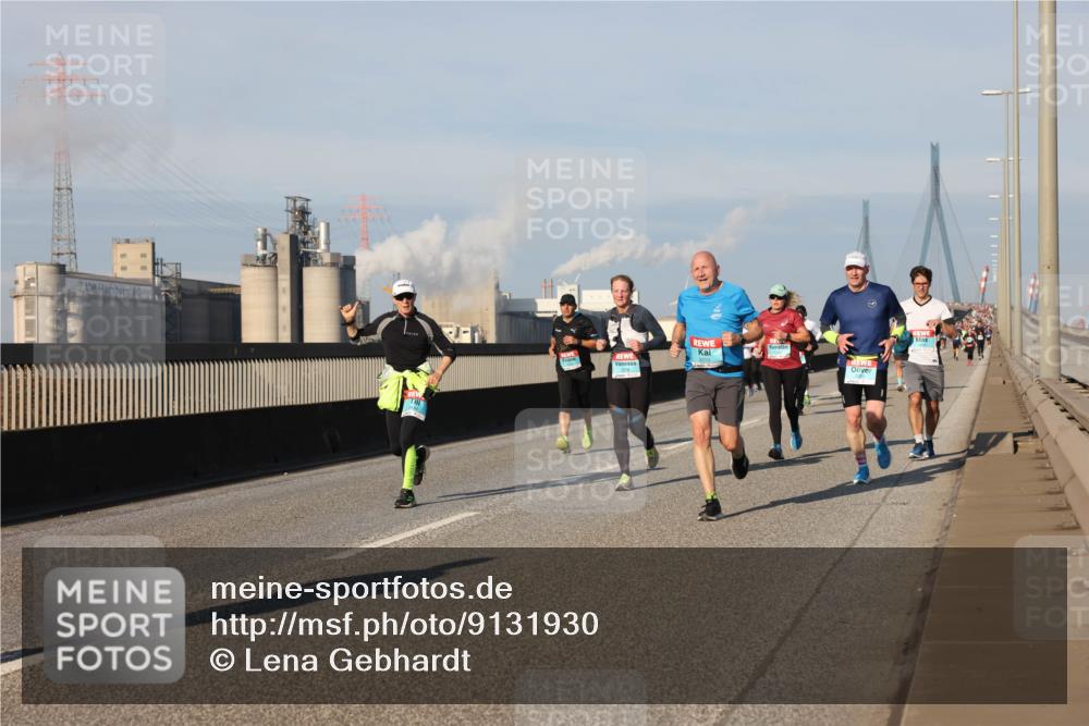 03.10.2025 - Köhlbrandbrückenlauf Lena Gebhardt http://msf.ph/oto/9131930 03.10.2025 09:50:15 Position 2  meine-sportfotos.de