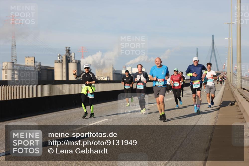 03.10.2025 - Köhlbrandbrückenlauf Lena Gebhardt http://msf.ph/oto/9131949 03.10.2025 09:50:16 Position 2 3250 meine-sportfotos.de