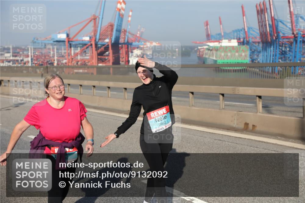 03.10.2025 - Köhlbrandbrückenlauf Yannick Fuchs http://msf.ph/oto/9132092 03.10.2025 09:04:02 Position 2 2662 meine-sportfotos.de